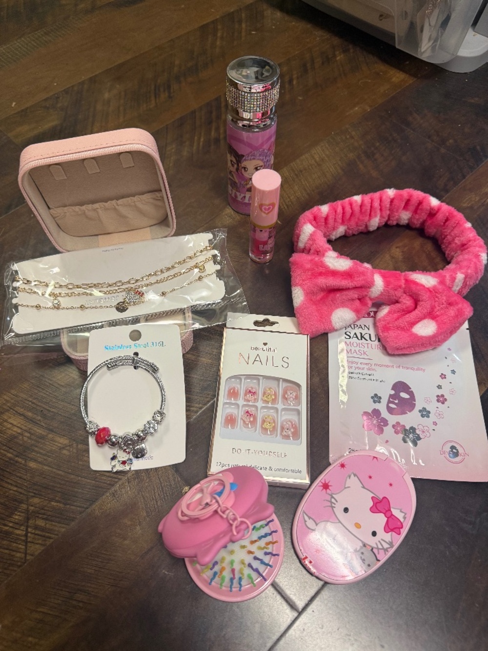 Beauty and Jewelry Accessory Bundle with Zippered Travel Jewelry Case